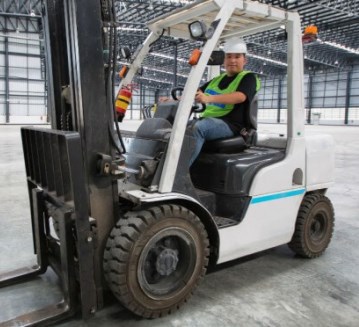 Forklift Licence Dandenong | Forklift Courses | Cove Training